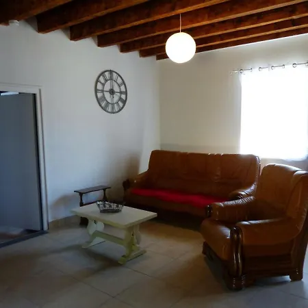Holiday home Maison De Renovee Avec Jardin, Ideale Famille, Proche Rcea, Equipee Confort Et Inclus - Fr-1-489-44 *