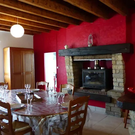 Holiday home Maison De Renovee Avec Jardin, Ideale Famille, Proche Rcea, Equipee Confort Et Inclus - Fr-1-489-44 Cressanges