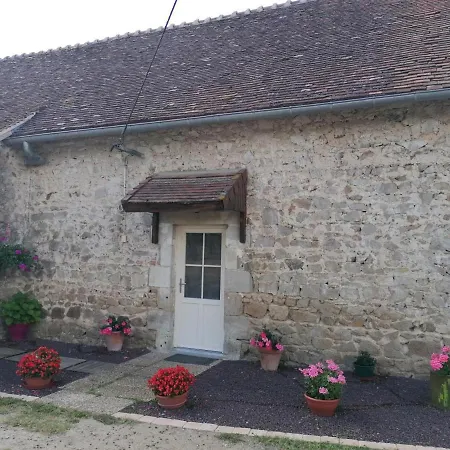 Maison De Renovee Avec Jardin, Ideale Famille, Proche Rcea, Equipee Confort Et Inclus - Fr-1-489-44